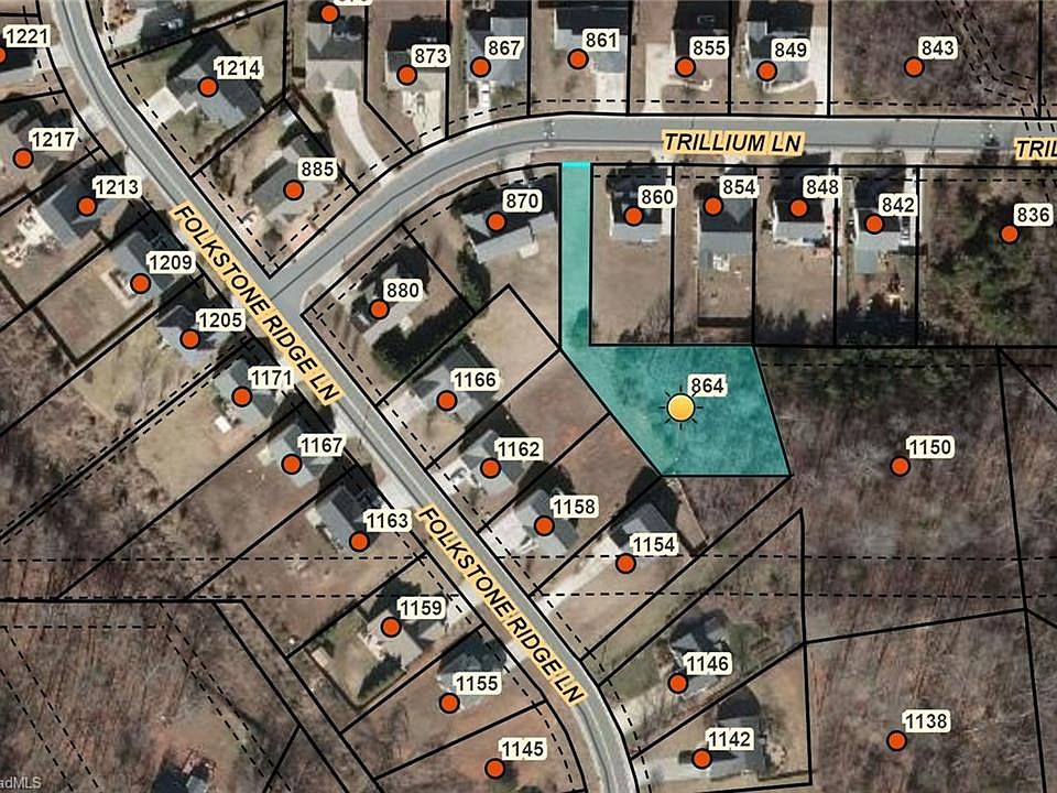 2nd image of 864 Trillium Ln