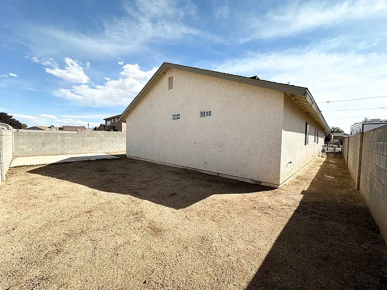 2647 Simms Ave — Photo 30