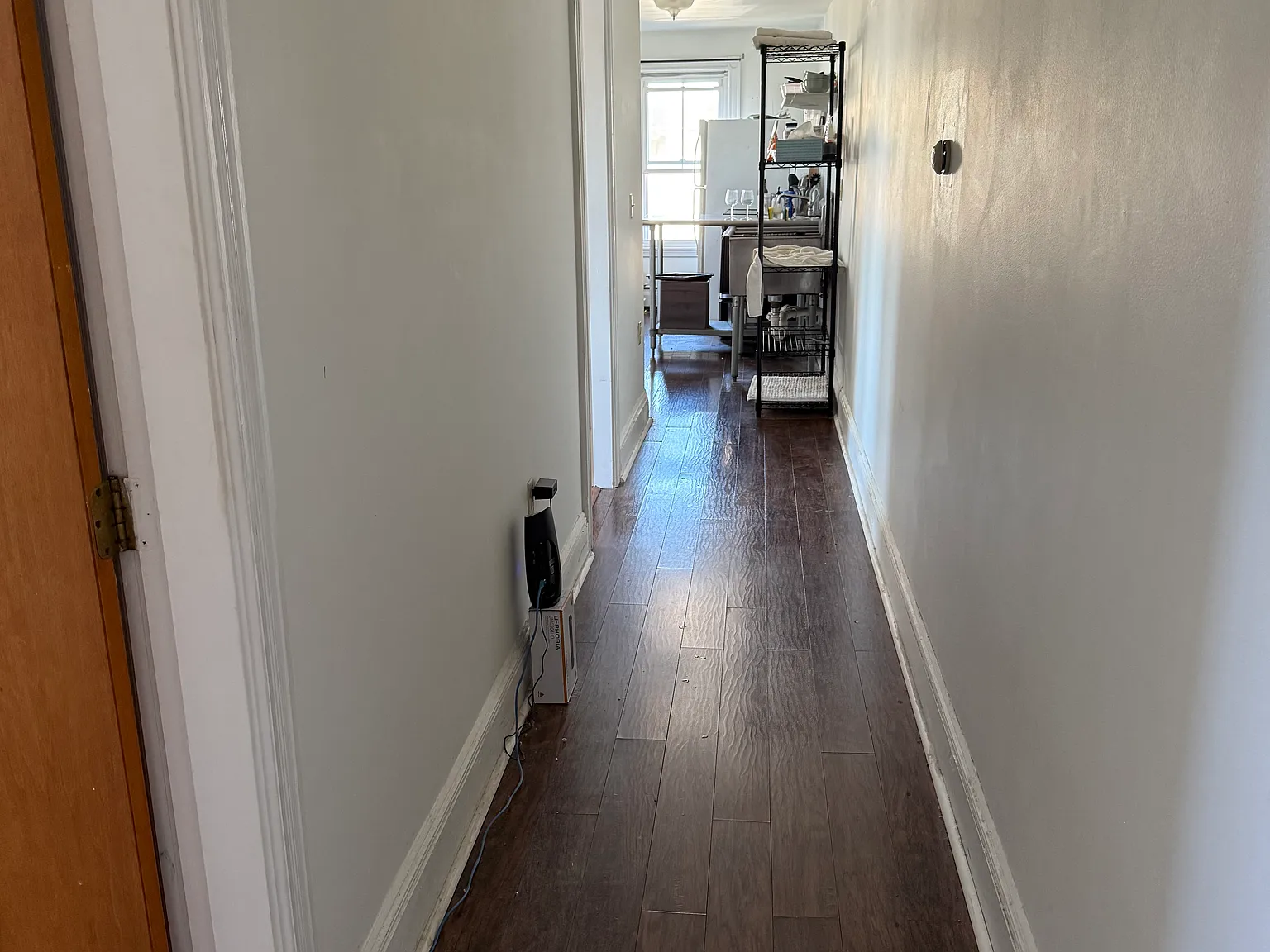 2 bed, 850 sqft, $2,475 — Photo 3