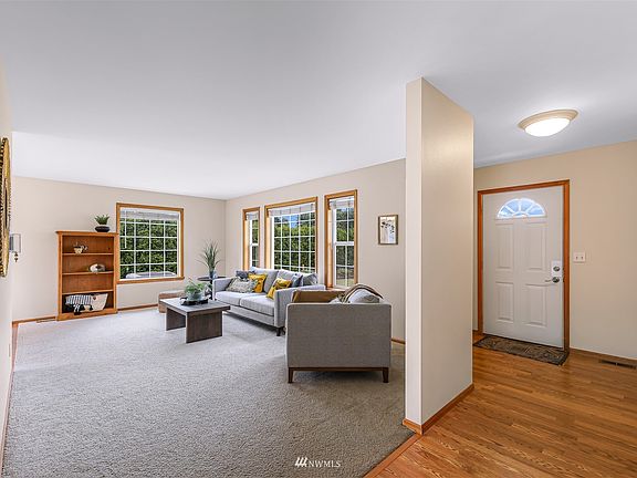 Formal living room off of entryway