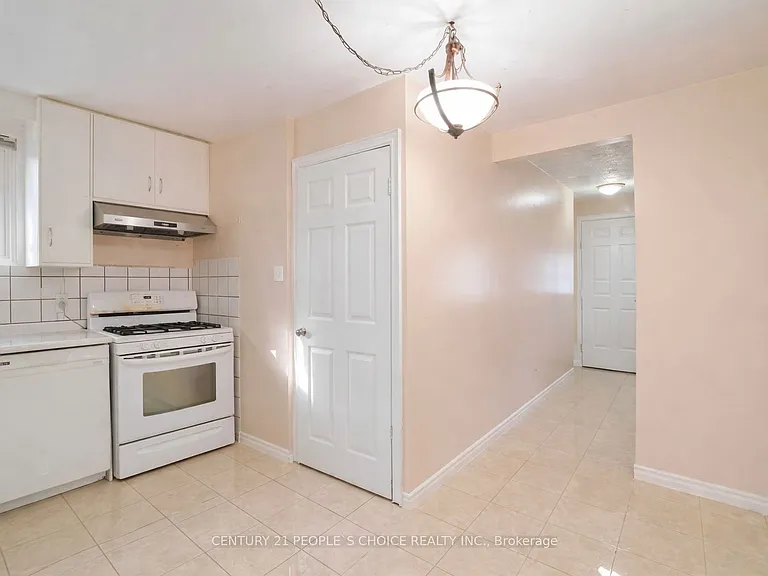 17 Seaborn Rd — Photo 9