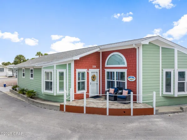 228 Squid Ln, Panama City Beach, FL 32408