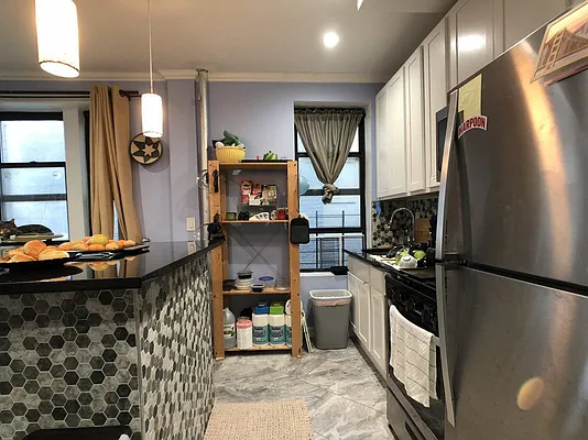 Rented by Bohemia Realty Group | media 10