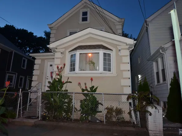 240 Burgess Pl, Passaic, NJ 07055