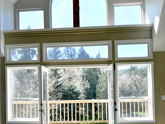 French doors to sundeck