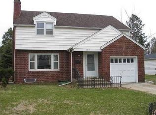 2619 Brendenwood Rd, Rockford, IL 61107