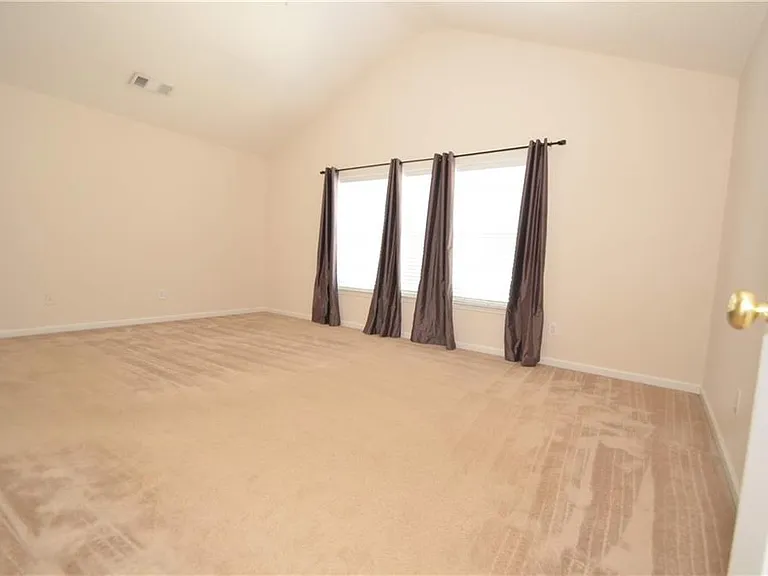 4407 Weham Ct — Photo 9