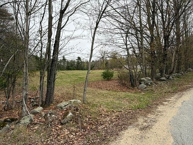 2nd image of 194 Sherburne Hill Road
