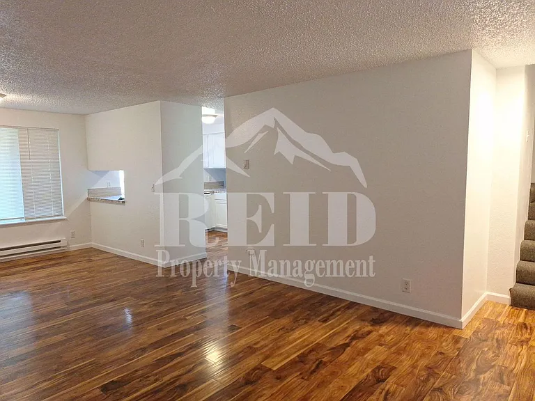 5300 Alameda St SW — Photo 9