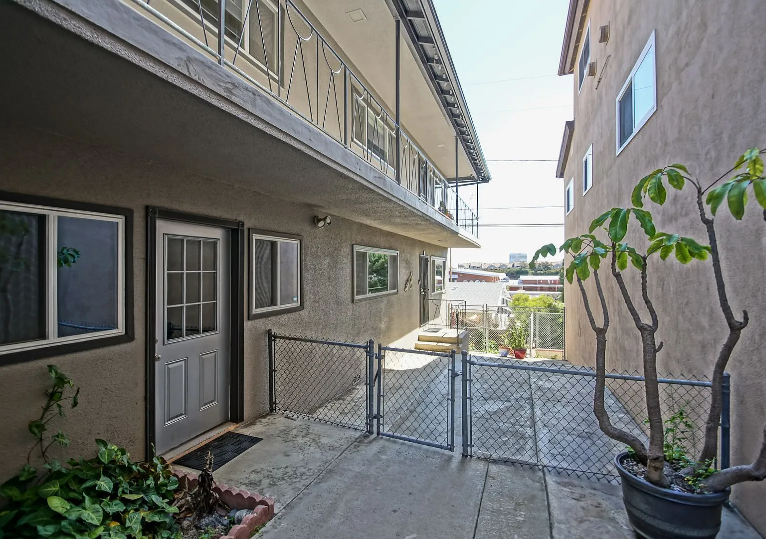 330 Bungalow Dr. — Photo 3