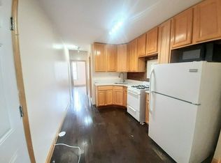 185 Johnson Ave #2C, Brooklyn, NY 11206