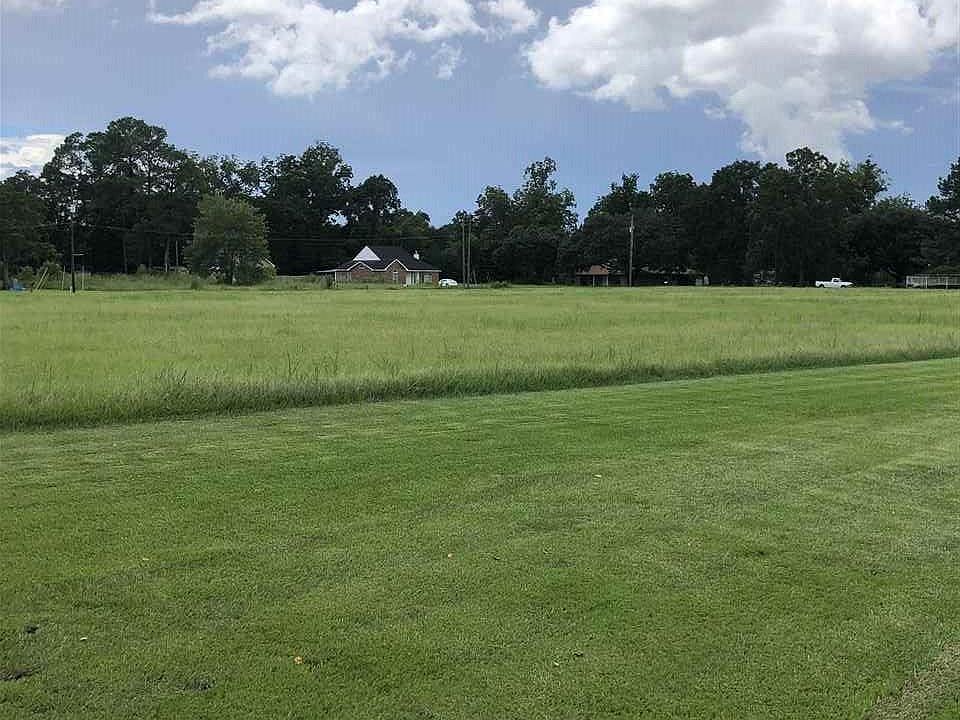 2nd image of 10308 Butch Savoy Rd