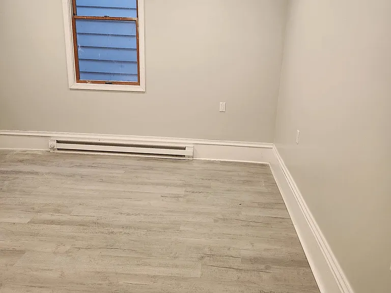 407 Kantner St #2 — Photo 5