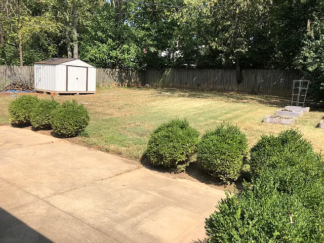 513 Reed Ln — Photo 9