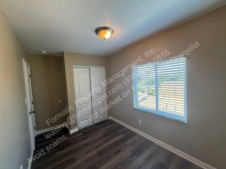 11771 Hazeldell Dr #B — Photo 8