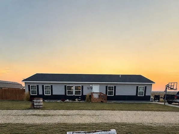 3708 Lenny Ln, Huntley, MT 59037