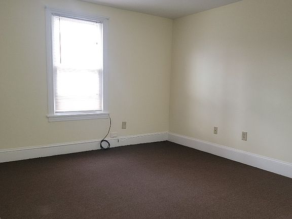 2nd image of 3004 N Washington St Floor 2