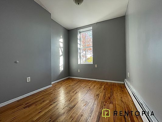 5th image of 101 Truxton St #5