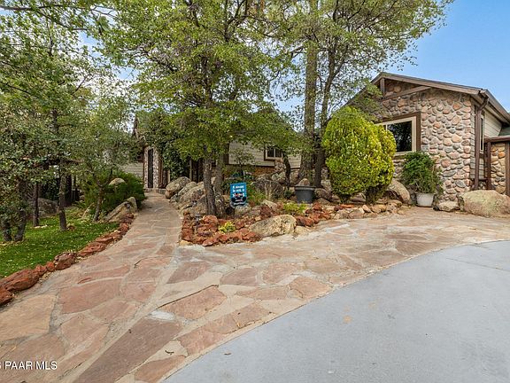 5th image of 768 S Boulder Dr