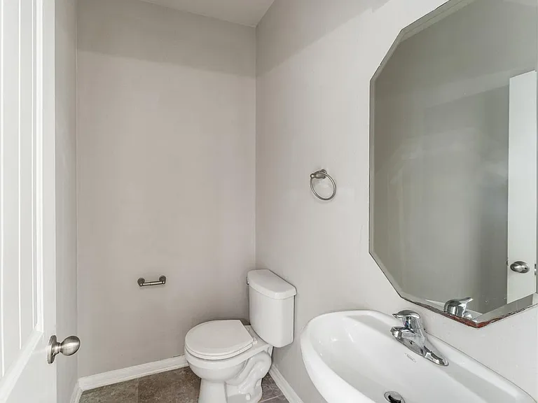 8014 Oxbow Manor Ln — Photo 18
