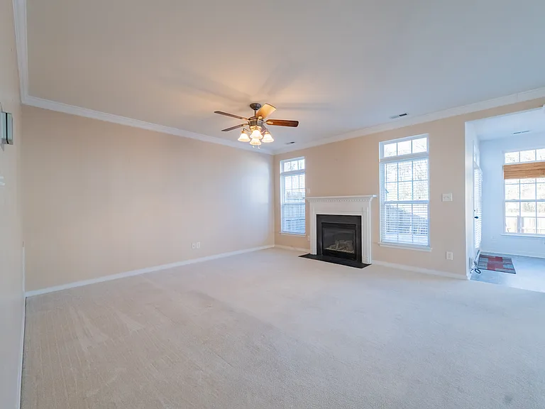 4000 Alder Grove Ln — Photo 6