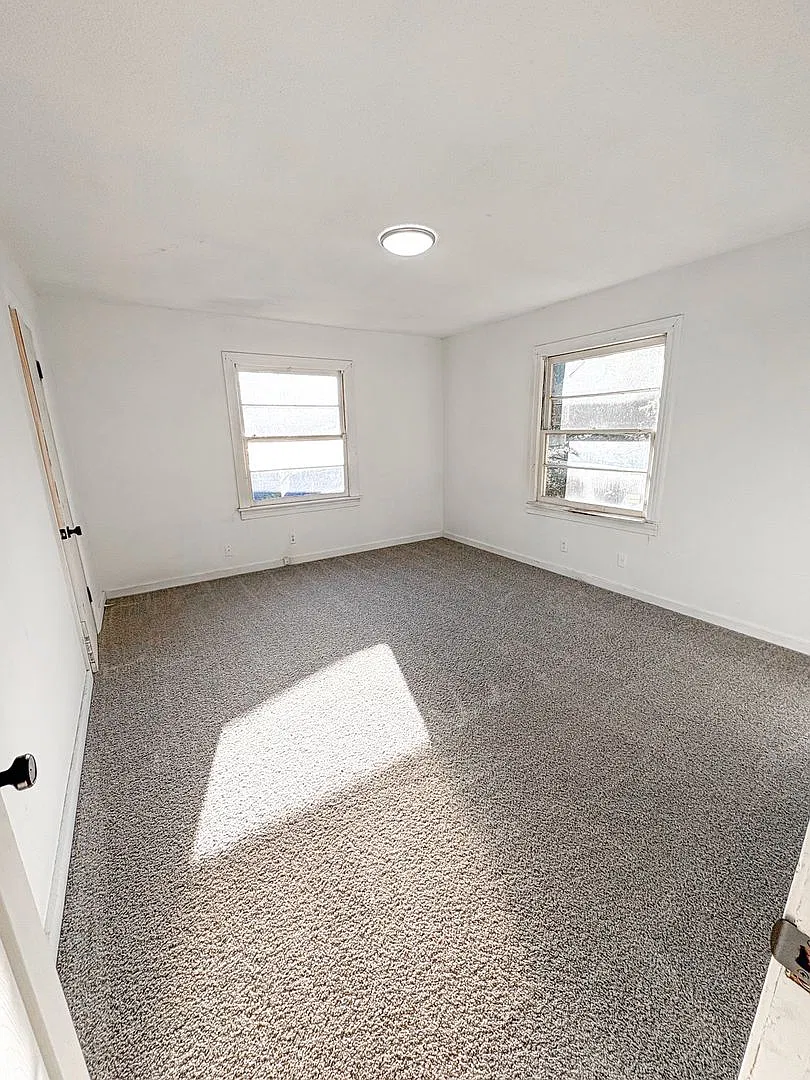 Large 3 bed 2 bath in South Longview — Photo 4