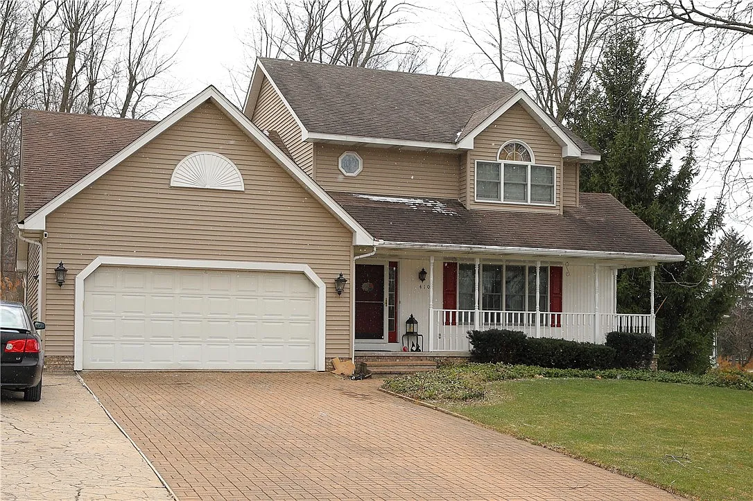 4101 Maple Grove Dr photo 1