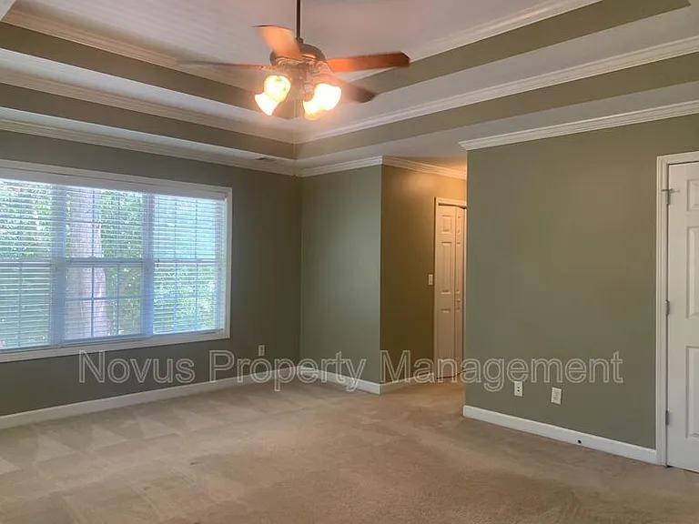 119 Tullamore Trl — Photo 7