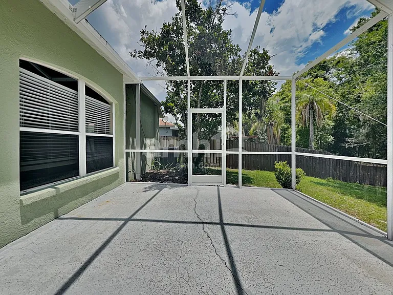25008 Hyde Park Blvd — Photo 16