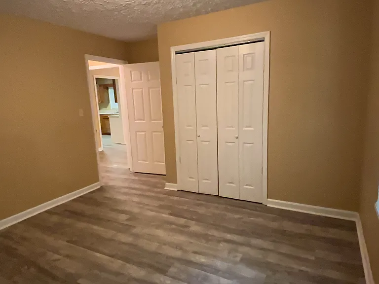 8 Mountain View Rd #A — Photo 8
