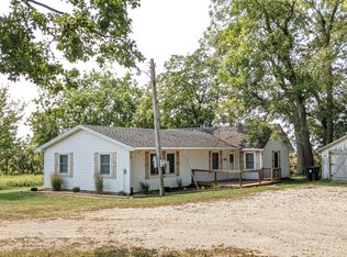 9379 N 1750 East Rd, Bloomington, IL 61705