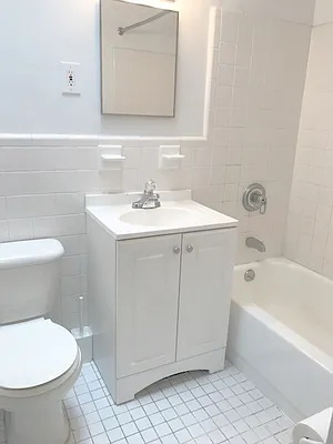 Rented by AJ Clarke | media 27