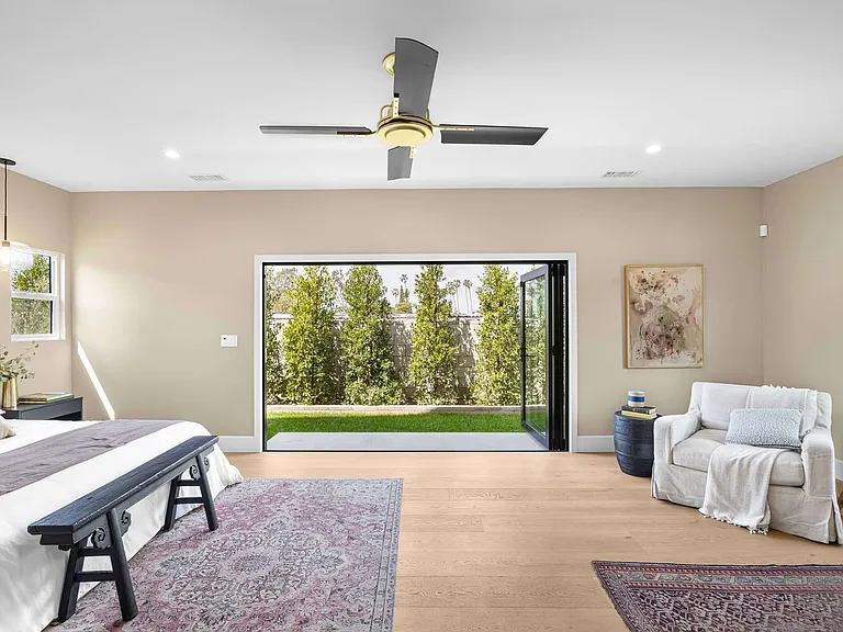354 La Perle Ln — Photo 7