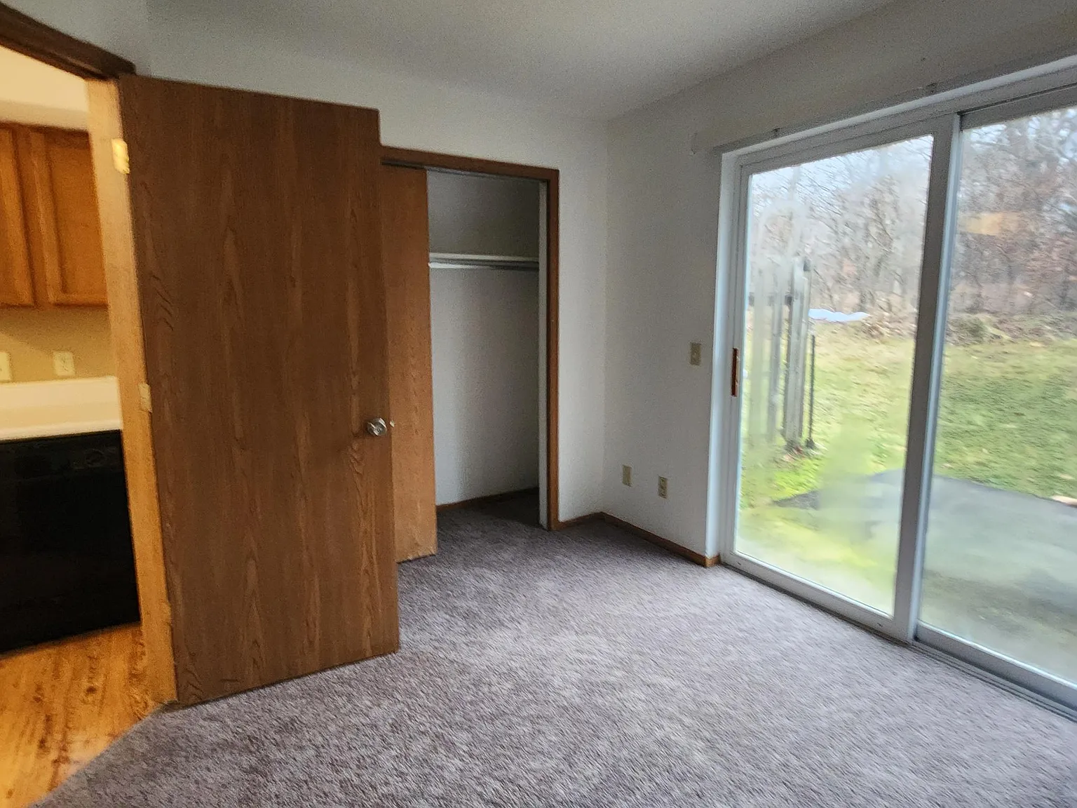 2 bed, 860 sqft, $1,150 — Photo 4