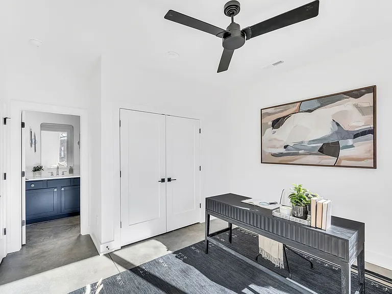 16B Willis St — Photo 10