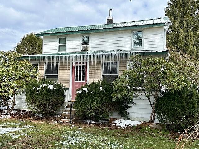 1st image of 589 Punxsy Rd