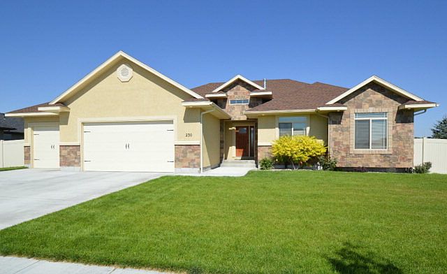 1st image of 230 Calistoga Dr