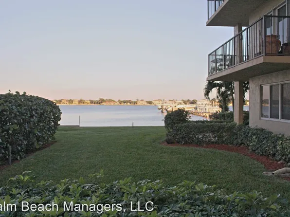 1206 S Lake Dr APT 105, Lantana, FL 33462