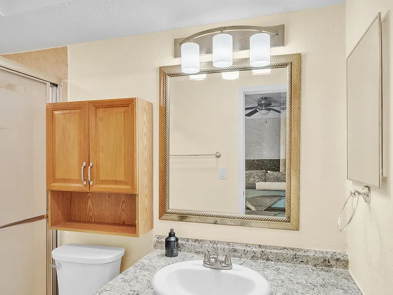 1350 Riverside Cir #1 — Photo 22