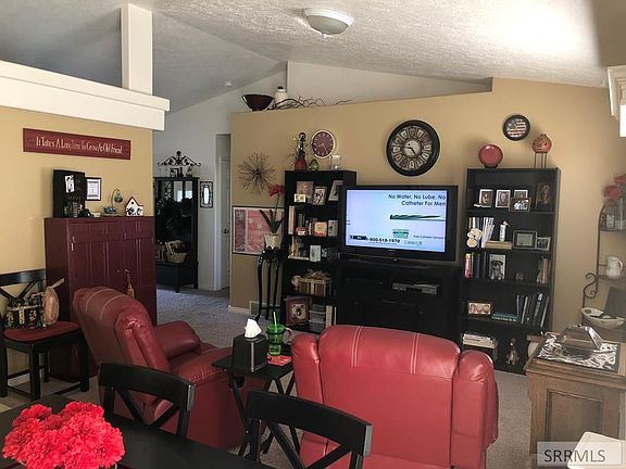 3rd image of 3091 E Willowwood Cir