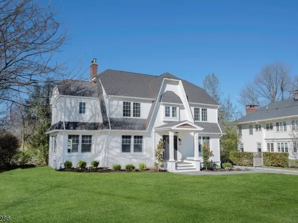 76 Woodland Ave, Summit City, NJ 07901