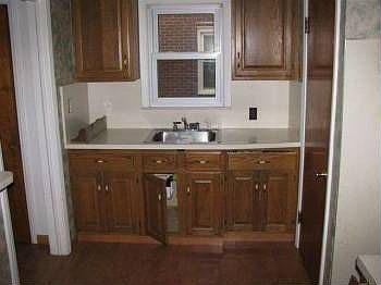 1st image of 1073 Lincoln Ave