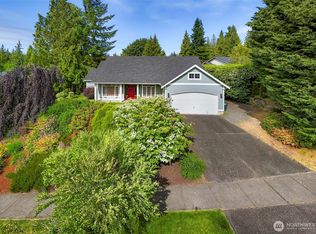 1937 Edgefield Dr, Bellingham, WA 98229