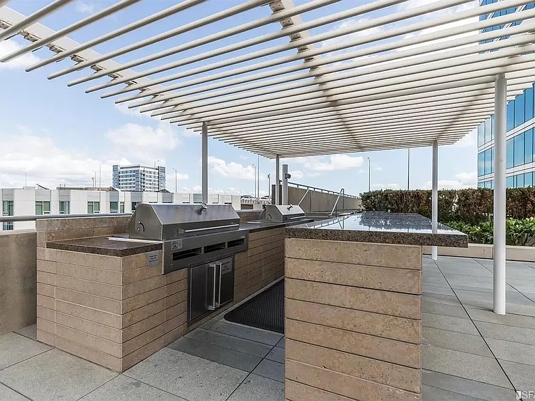 401 Harrison St #19F — Photo 19