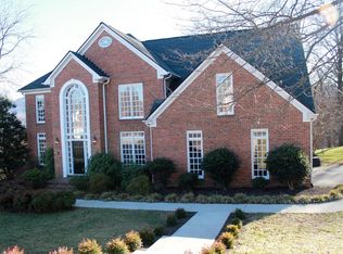 1515 Longview Rd, Roanoke, VA 24018