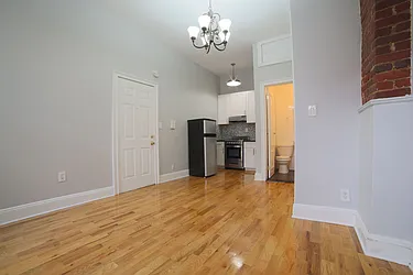 Rented by Prime Square Realty