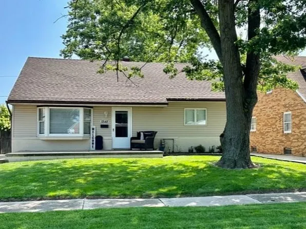 5548 Planet Ave, Toledo, OH 43623