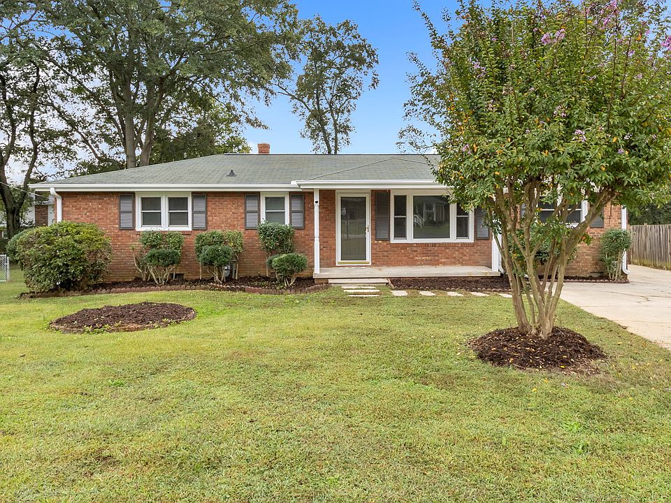 1st image of 462 Granada Dr