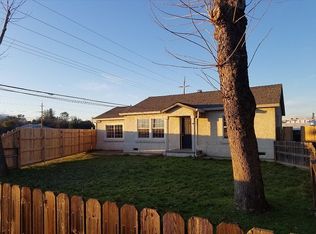 2320 Sacramento Dr, Redding, CA 96001