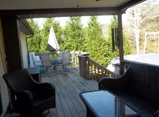 185 Pauley Hts, Charleston, WV 25312